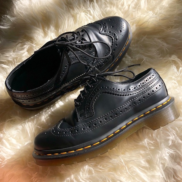 dr martens 3839